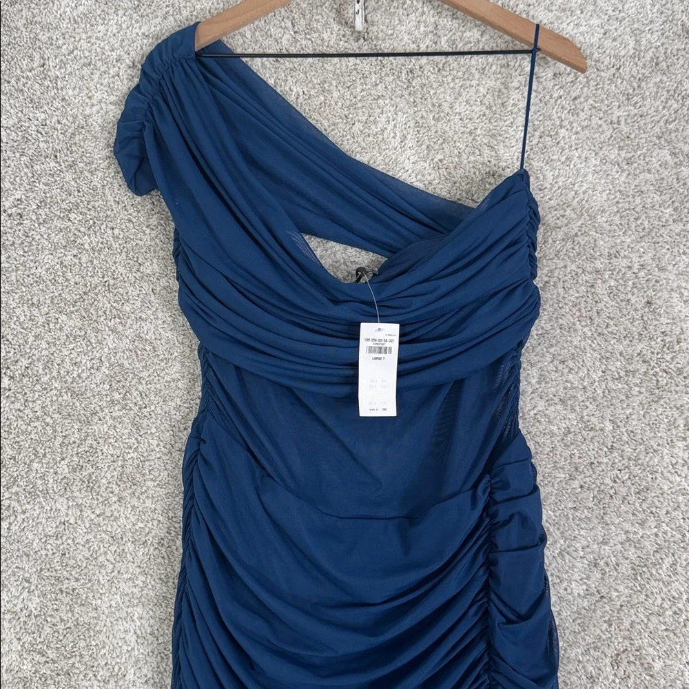 Abercrombie & Fitch Mesh Asymmetrical Off-The-Shoulder Draped Maxi‎ Dress | LT